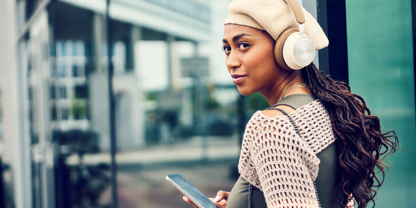 DALI IO-8, los nuevos auriculares inalámbricos con Cancelación Activa de Ruido Audiófila